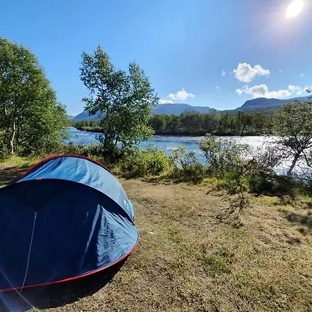 אתר קמפינג Mitsubishi Med Telt Og Utstyr *